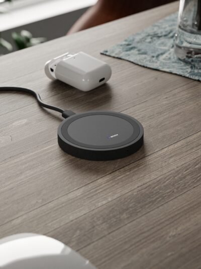 Quake Wireless Charging Pad — Slim 5W Qi Phone Charger