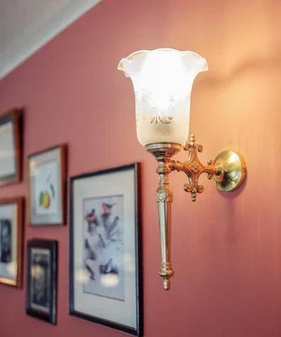 Allen Wall Light