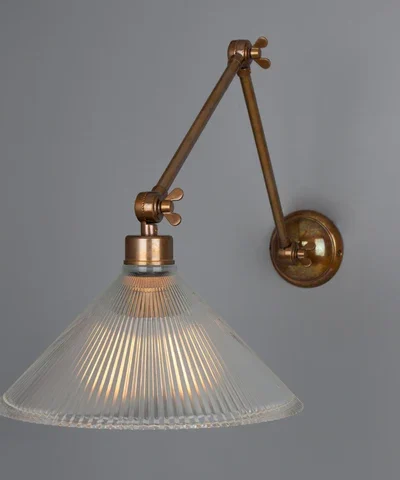 Rebell Adjustable Art & Poster Light
