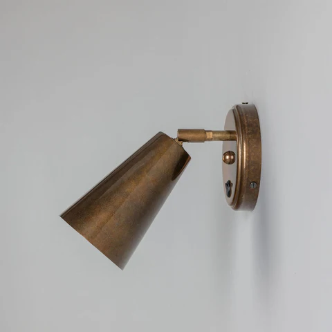 Cashel Antique Brass Wall Light - Image 2