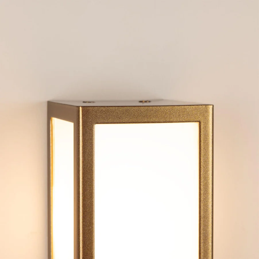 IP65 Rated Modern Bathroom Wall Light – Bata Design - Image 9