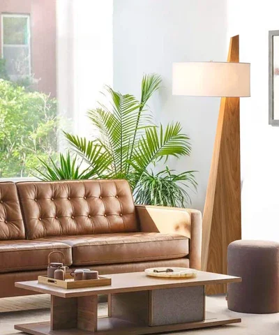 Obelisk Floor Lamp – Natural Ash Wood Finish