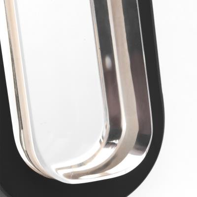 Contemporary Vertical LED Vanity Light - Image 4
