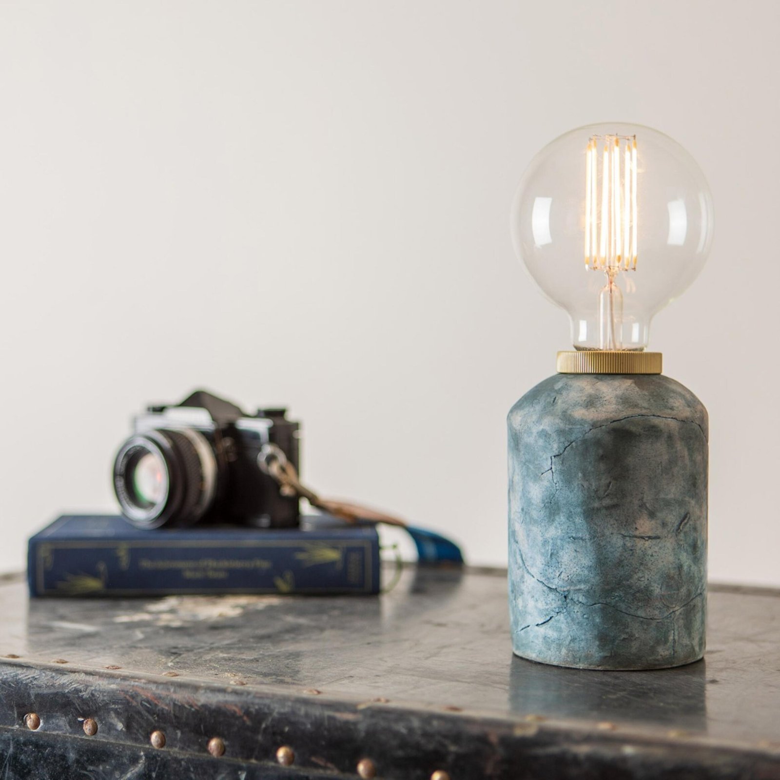 Bixa Blue Earth Ceramic Table Lamp