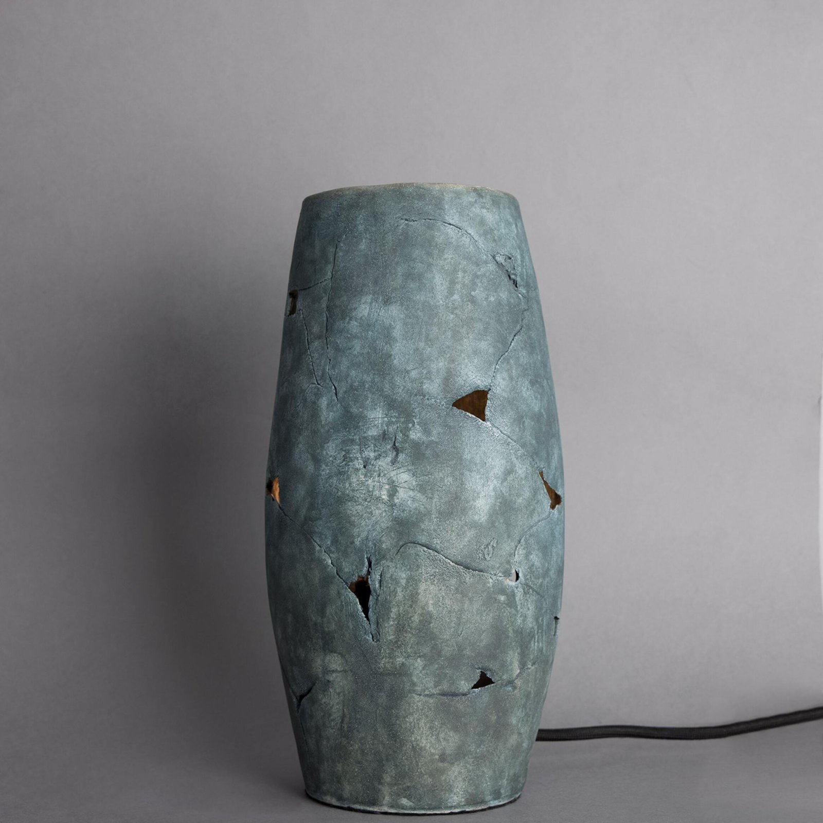 Carya Blue Earth Ceramic Table Lamp - Image 3