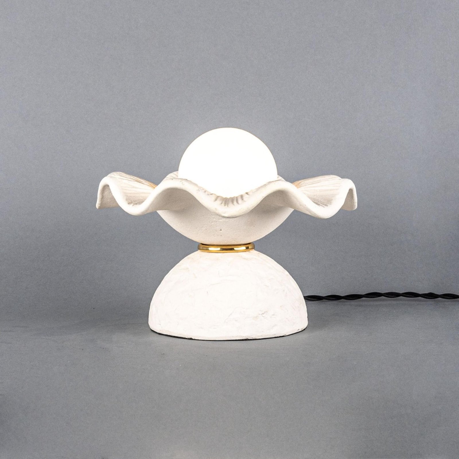 Rivale Matte White Striped Ceramic Table Lamp - Image 3