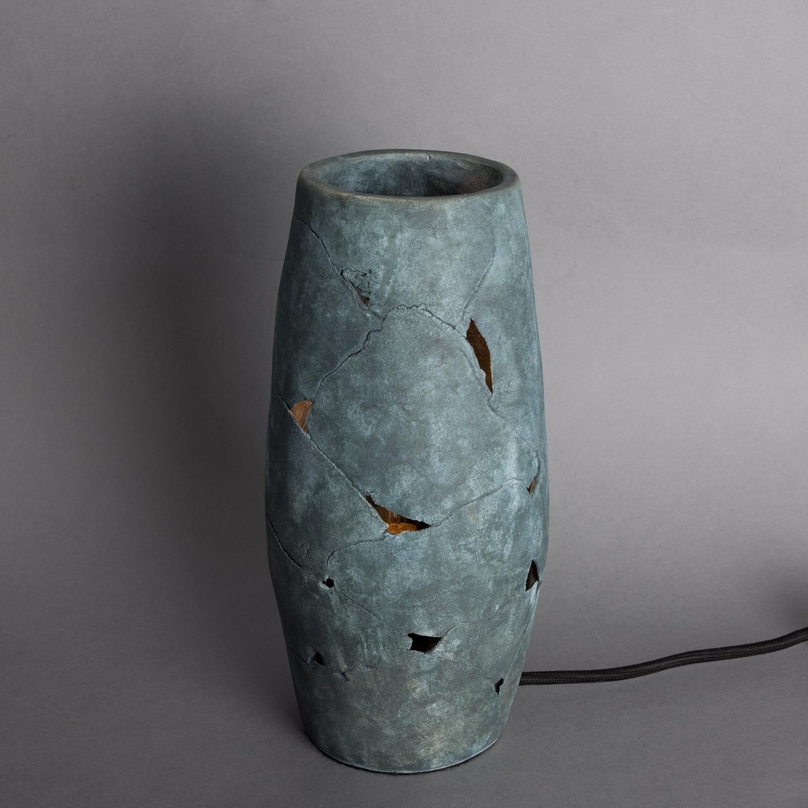 Carya Blue Earth Ceramic Table Lamp - Image 2