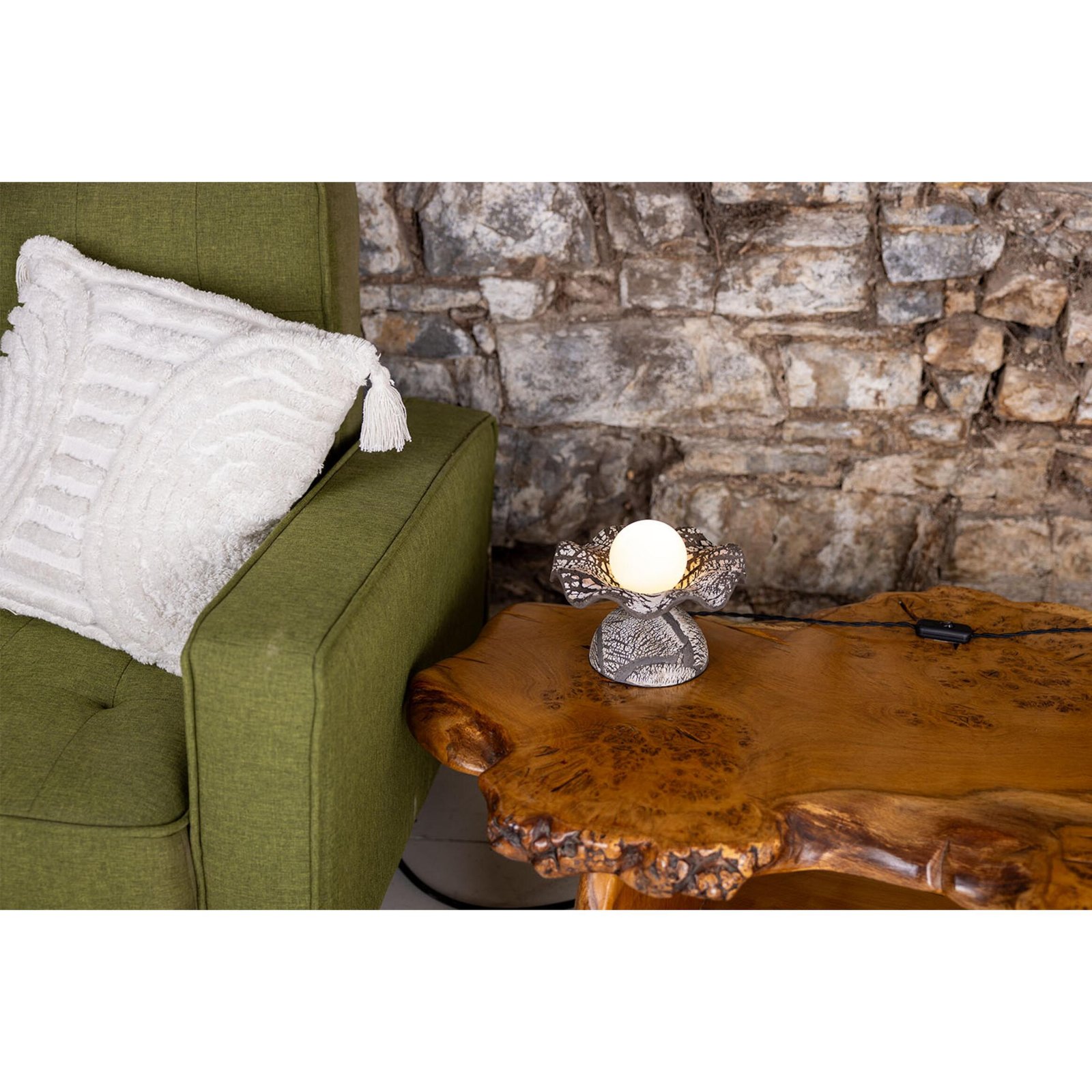 Rivale Black Clay Wavy Ceramic Table Lamp - Image 7